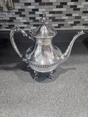 Sheridan Silver plated tea/coffee pot